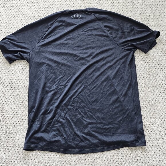 Black Under Armour Workout Shirt - Picture 3 of 3